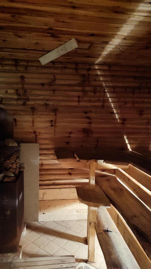 Maison d'hôtes Viini Puhkemaja à Mustjala Extérieur photo