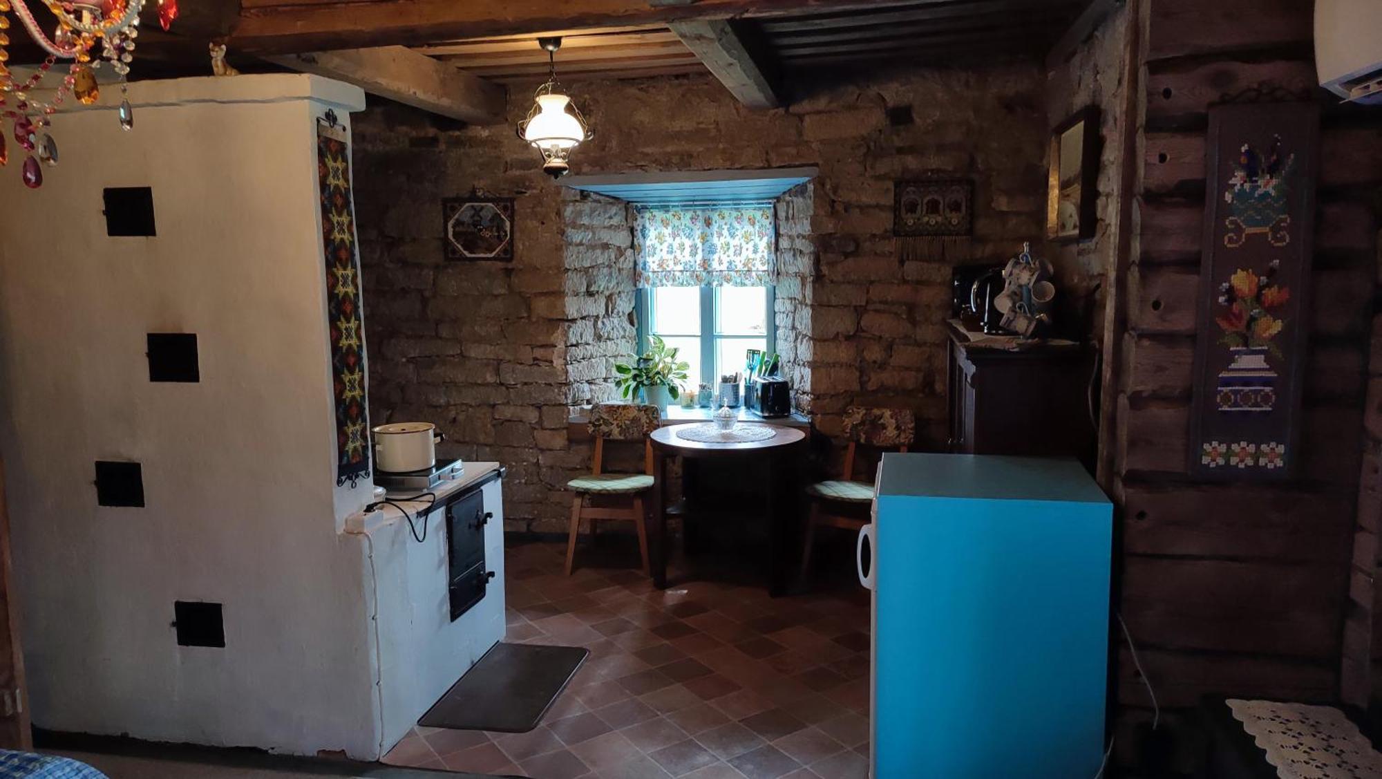 Maison d'hôtes Viini Puhkemaja à Mustjala Extérieur photo